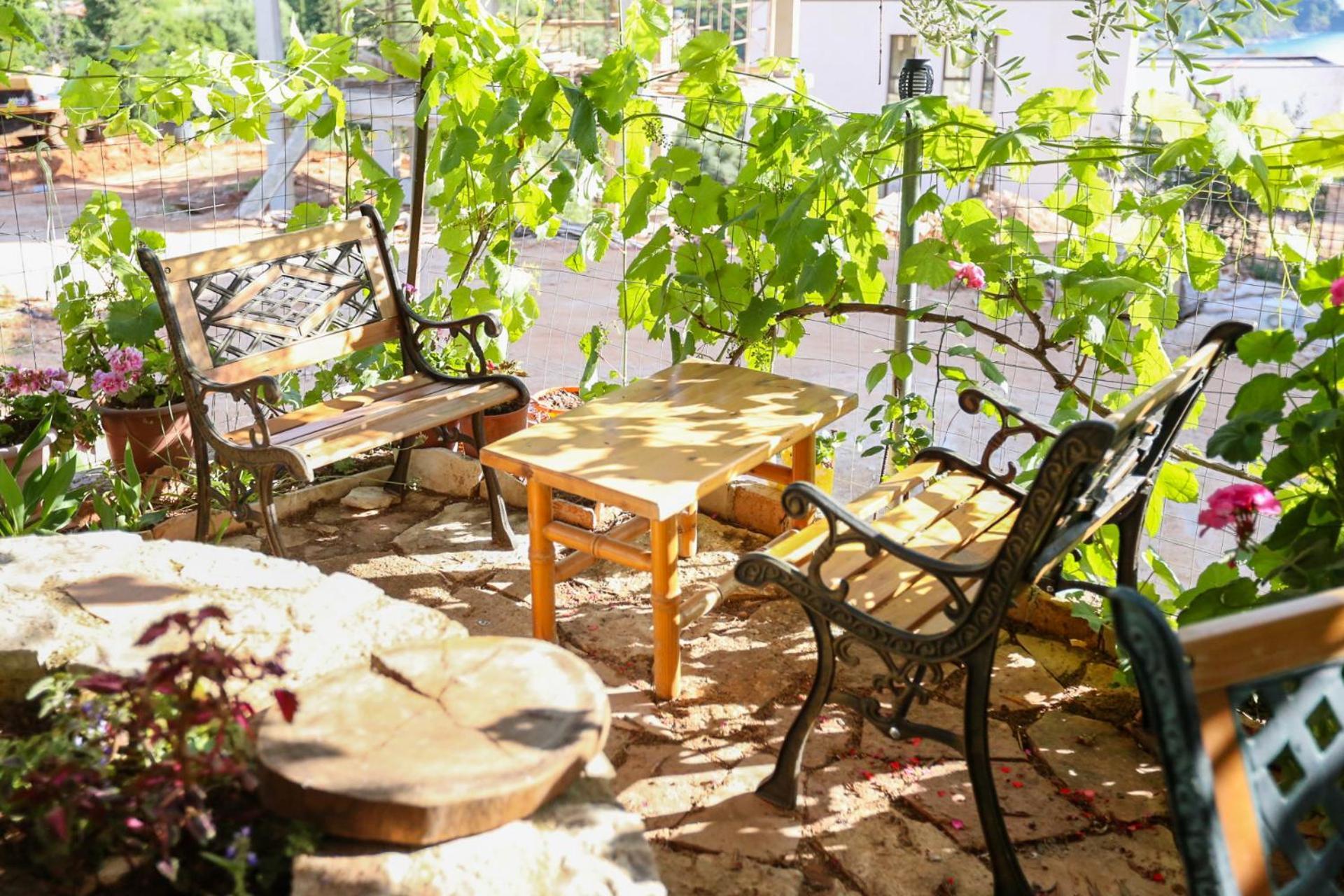 Holiwood Motel Himare Ngoại thất bức ảnh