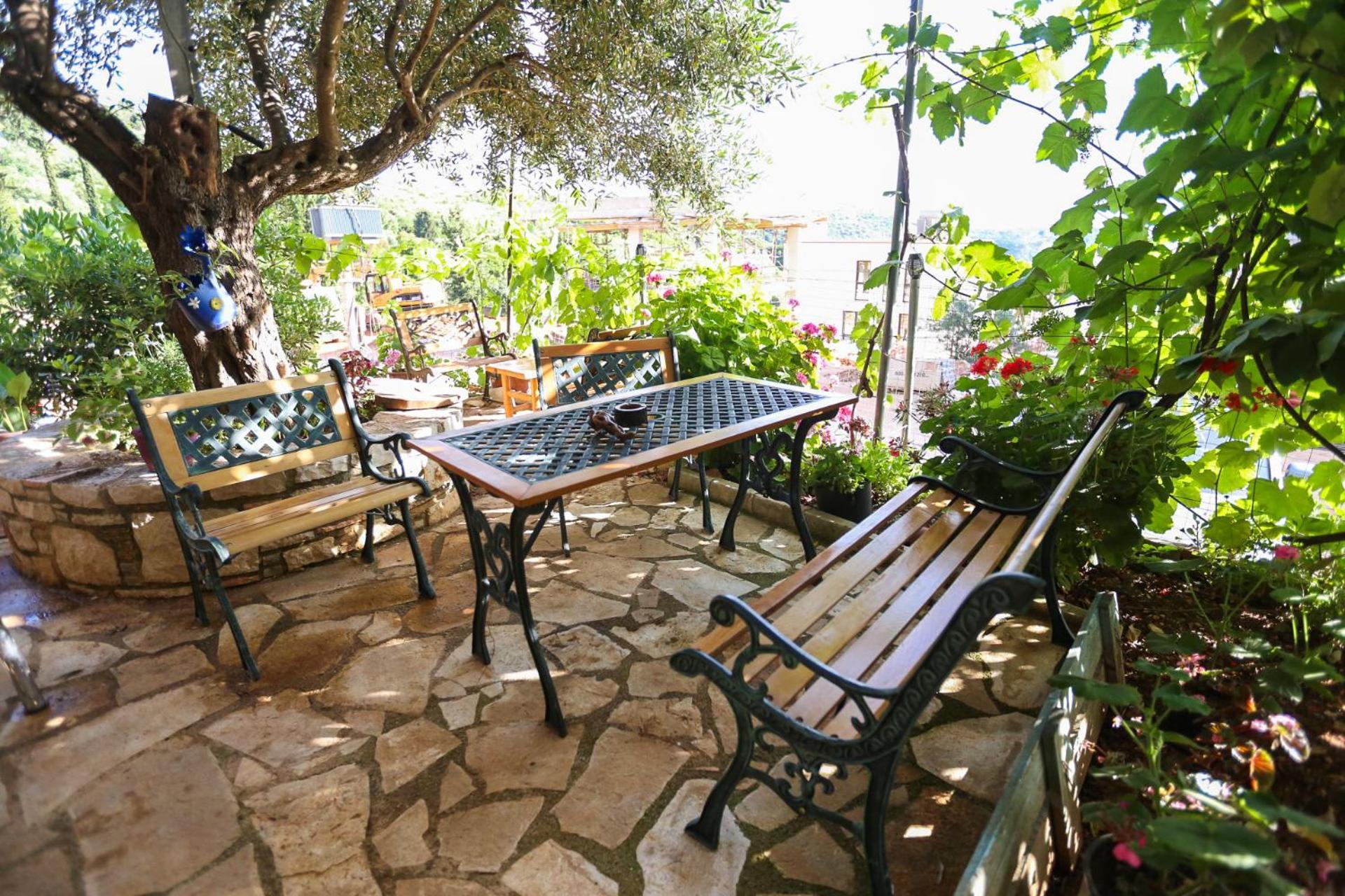 Holiwood Motel Himare Ngoại thất bức ảnh
