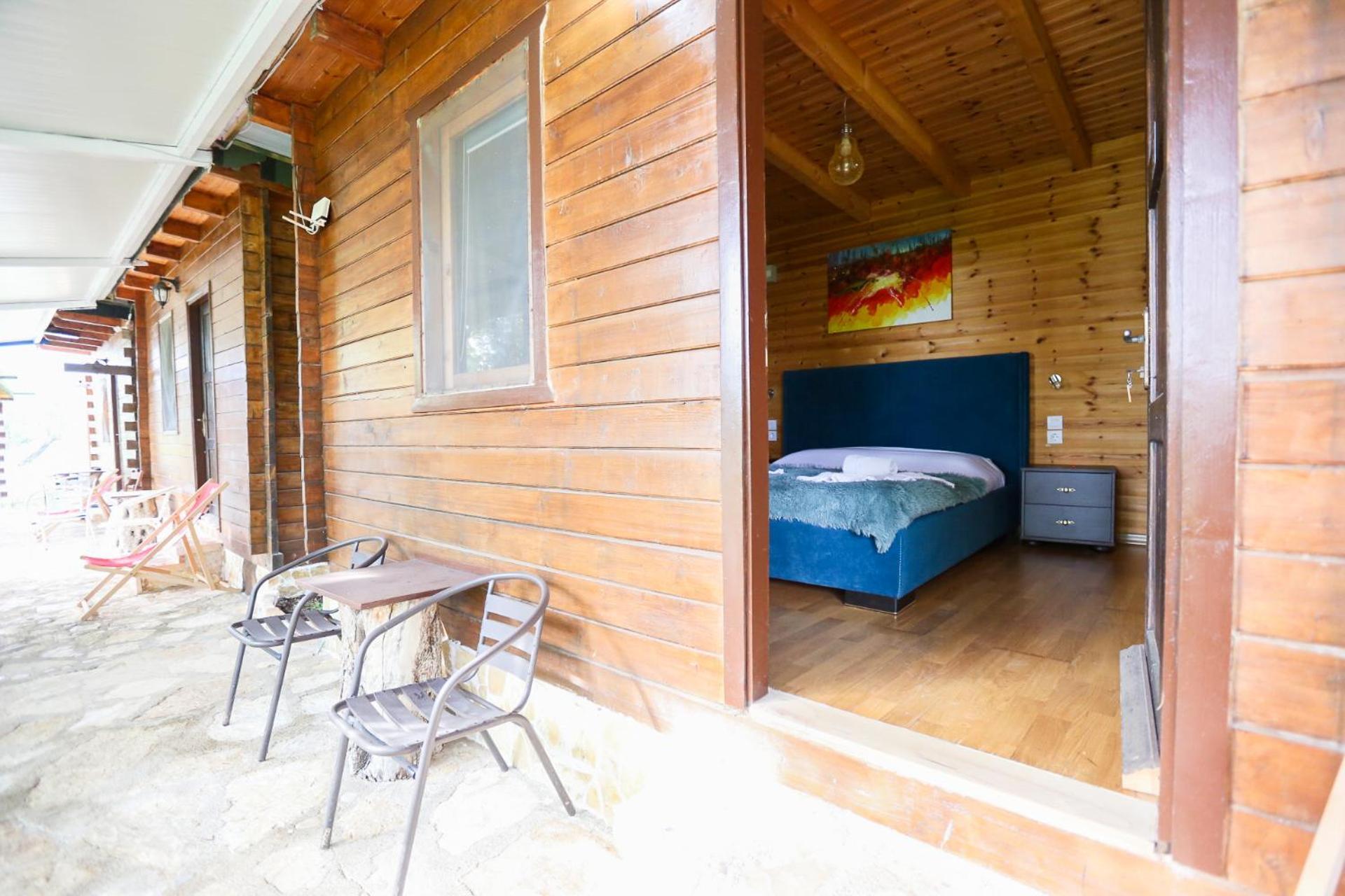 Holiwood Motel Himare Ngoại thất bức ảnh